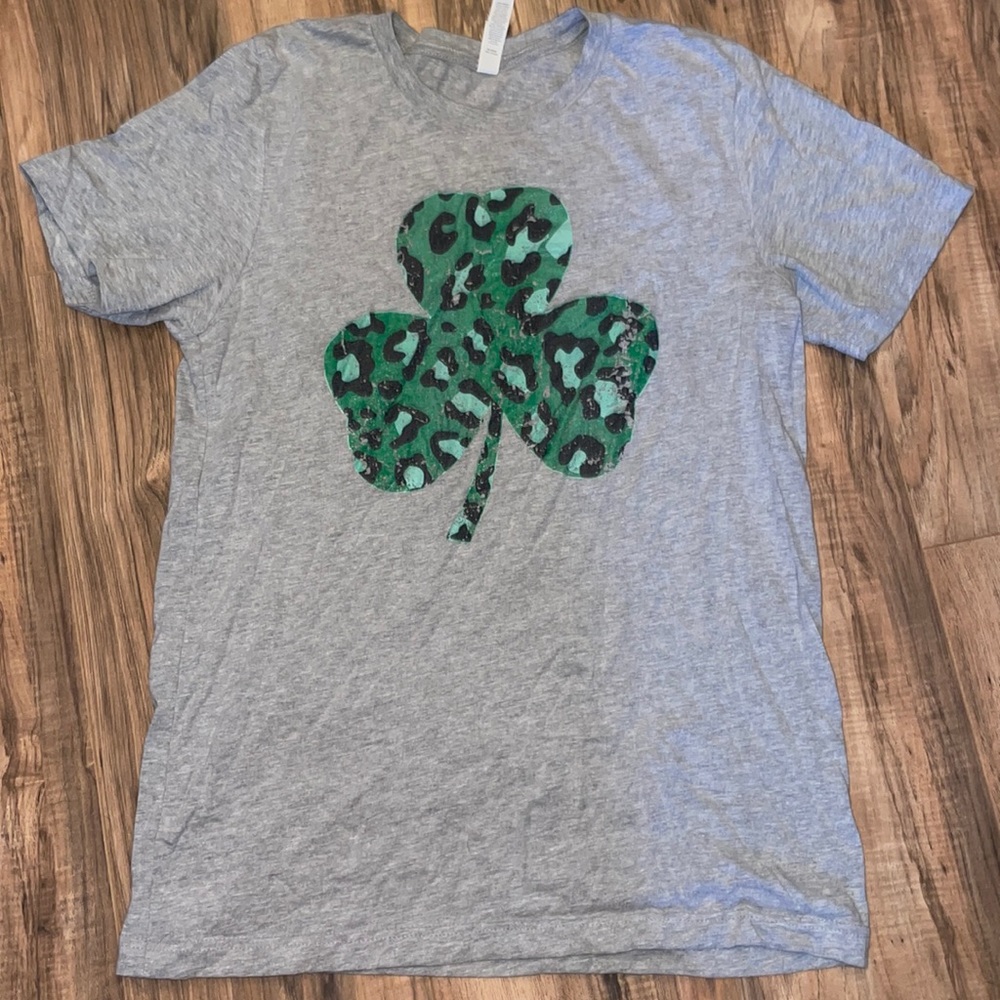 ✅t-shirt